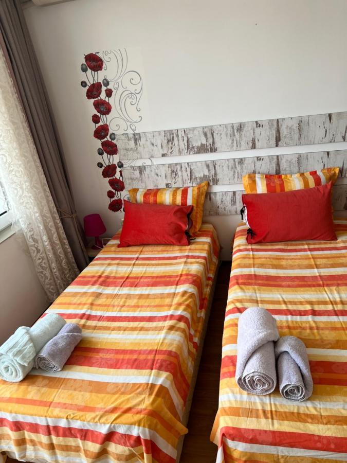 Orange Apartments Pomorie Luaran gambar