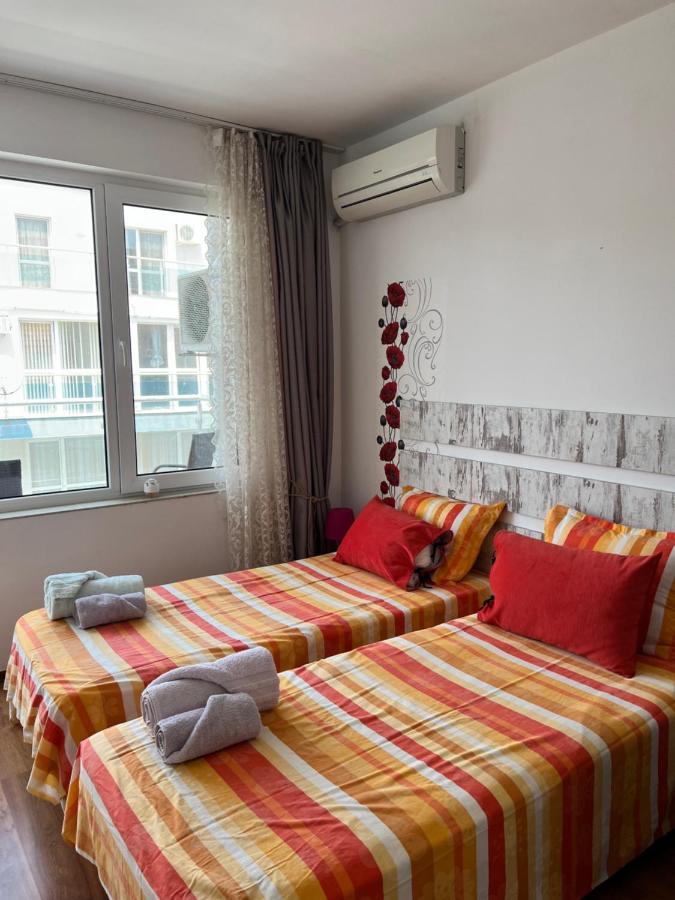 Orange Apartments Pomorie Luaran gambar