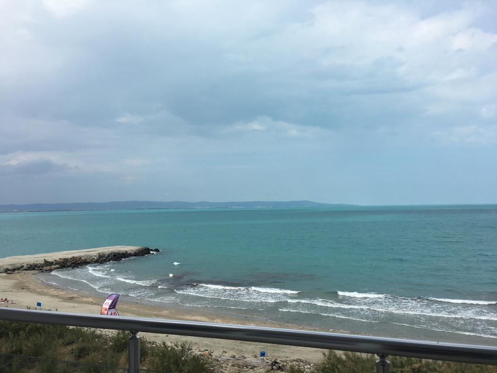 Orange Apartments Pomorie Luaran gambar
